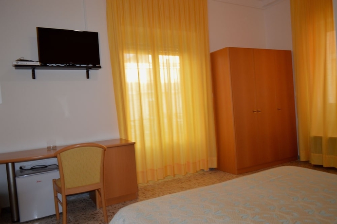 Imagen de la habitación del Hotel Delfino, Marina di Camerota. Foto 6