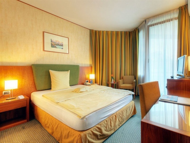 Imagen general del Hotel Delfino, Pazzallo. Foto 3