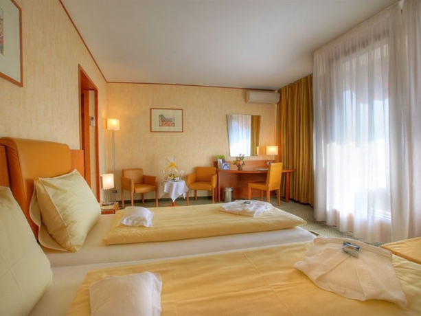 Imagen general del Hotel Delfino, Pazzallo. Foto 6