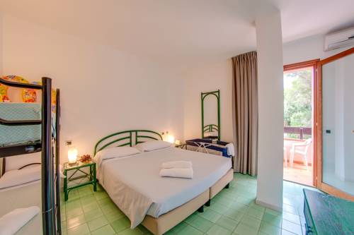 Imagen de la habitación del Hotel Delfino, Procchio. Foto 6