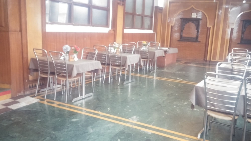 Imagen del bar/restaurante del Hotel Delhi Aerocity. Foto 3