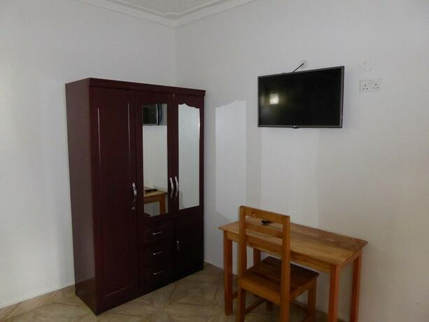 Imagen de la habitación del Hotel Delhi Gardens. Foto 9