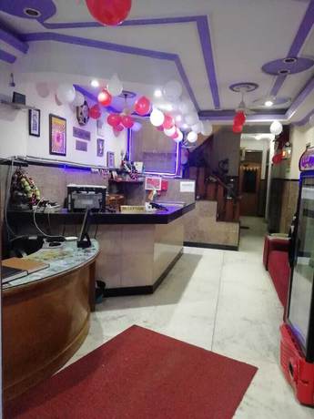 Imagen de los interiores del Hotel Delhi Regency. Foto 16