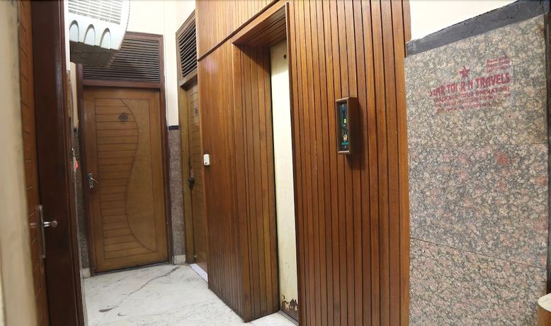 Imagen de los interiores del Hotel Delhi Regency. Foto 17