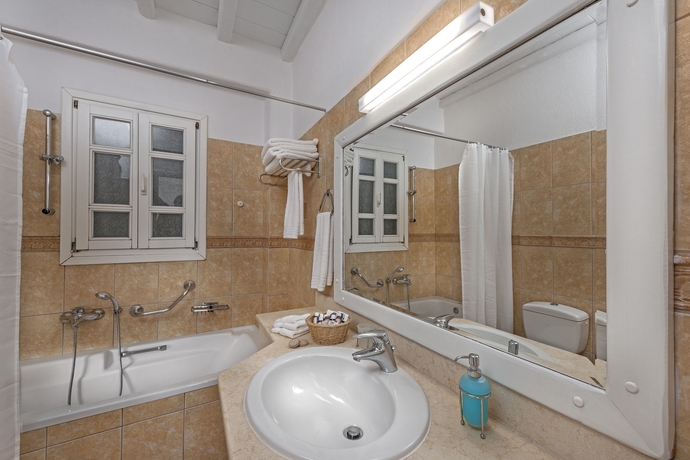 Imagen de la habitación del Hotel Deliades Mykonos. Foto 6