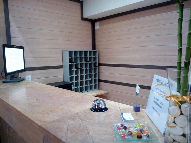 Imagen de los interiores del Hotel Delicias. Foto 16