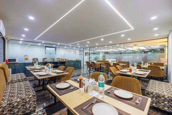 Imagen del bar/restaurante del Hotel Delight Gurugram. Foto 4