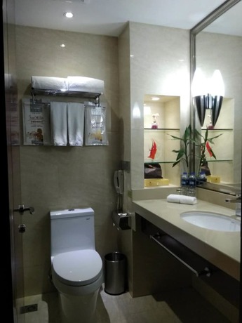 Imagen de la habitación del Hotel Delightel Hotel West Shanghai. Foto 11