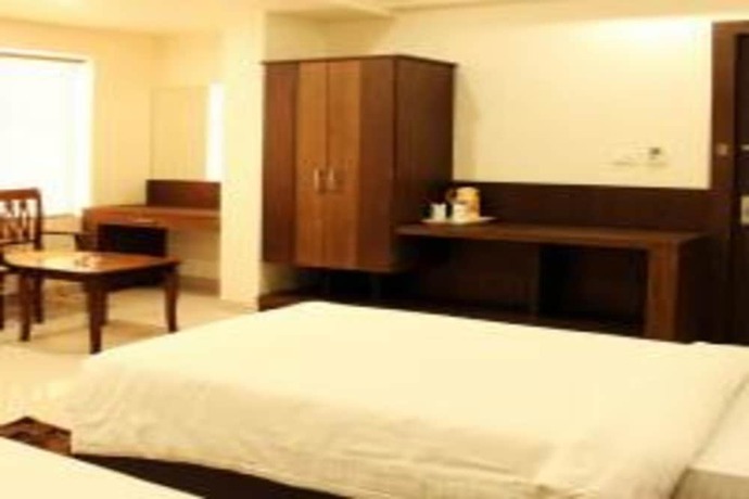 Imagen de la habitación del Hotel Delite Grand, Jabalpur. Foto 7