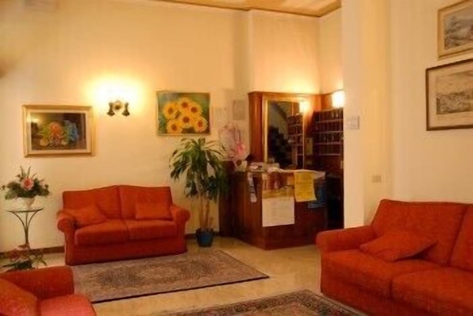 Imagen de los interiores del Hotel Delizia Genovese. Foto 16