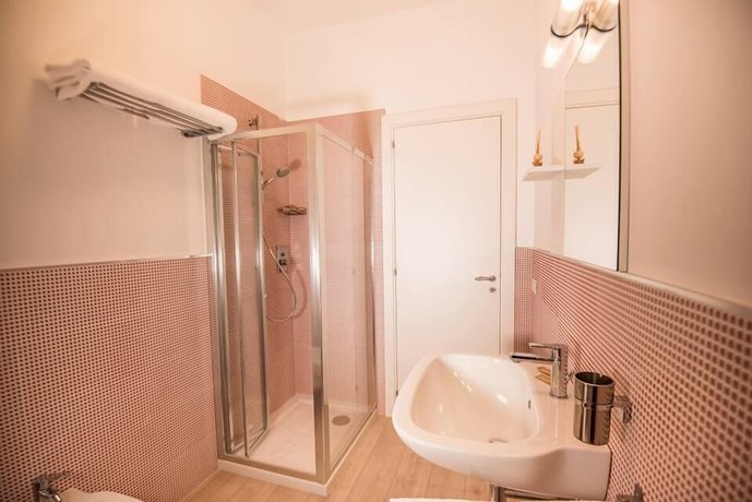 Imagen de la habitación del Hotel Dell\' Arpa. Foto 12