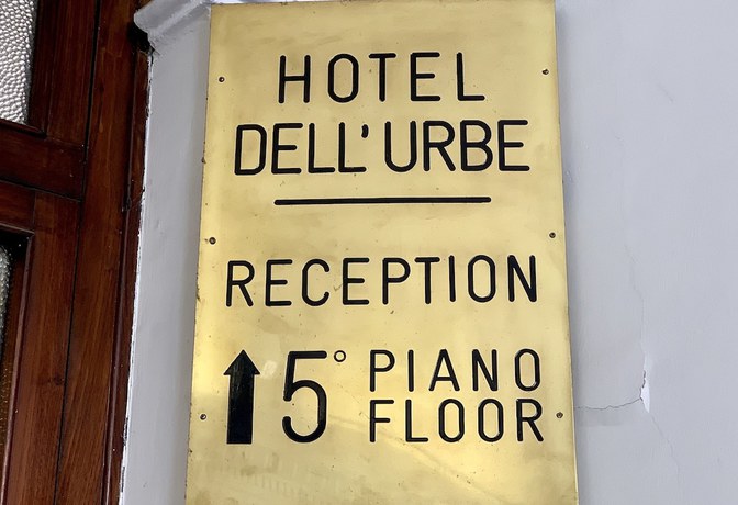 Imagen de los interiores del Hotel Dell'Urbe. Foto 19