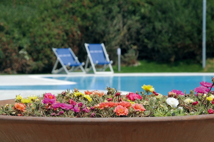 Imagen de la piscina del Hotel Della Baia, Cellole. Foto 16