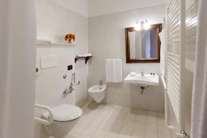 Imagen de la habitación del Hotel Della Fortezza. Foto 9