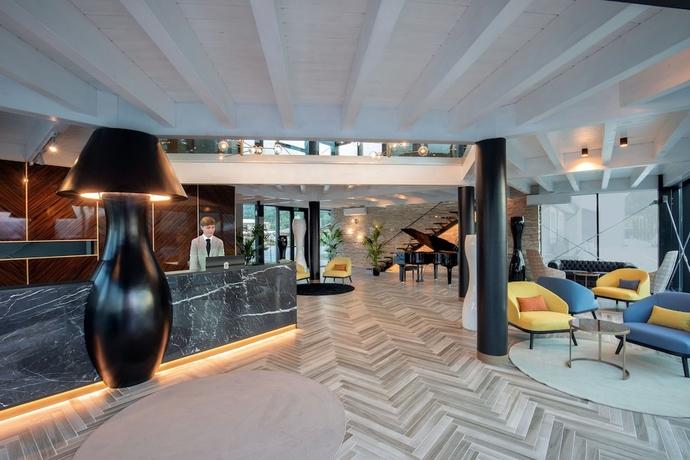 Imagen de los interiores del Hotel Della Piana. Foto 13