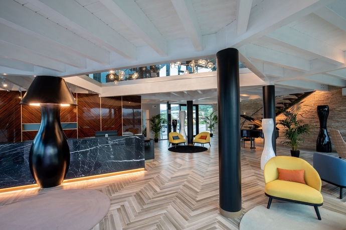 Imagen de los interiores del Hotel Della Piana. Foto 14