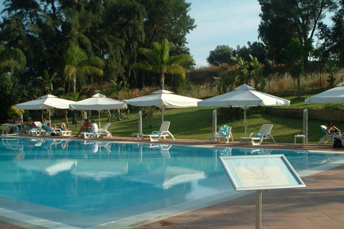 Imagen de la piscina del Hotel Della Valle. Foto 9