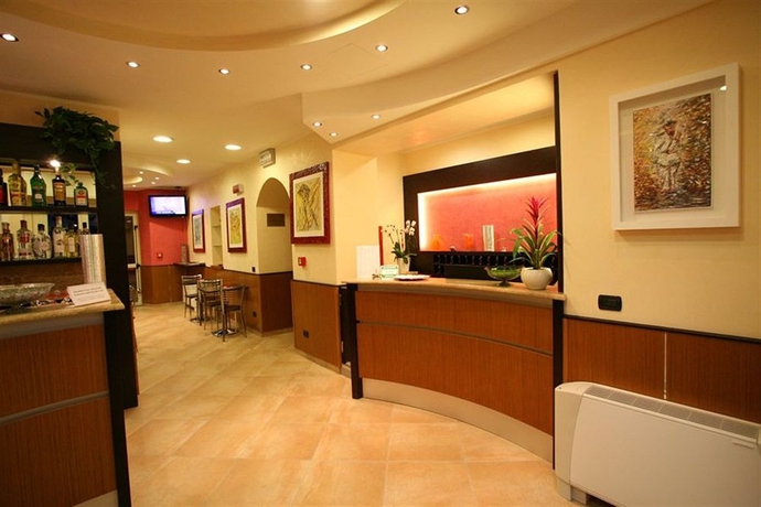 Imagen de los interiores del Hotel Della Volta. Foto 7