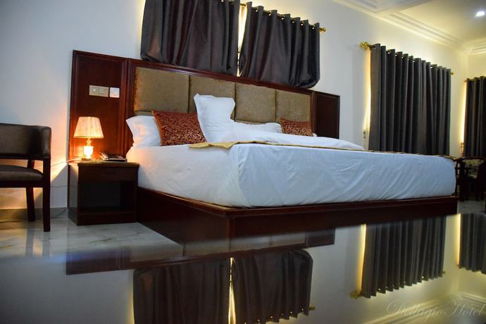 Imagen de la habitación del Hotel Dellagio. Foto 13