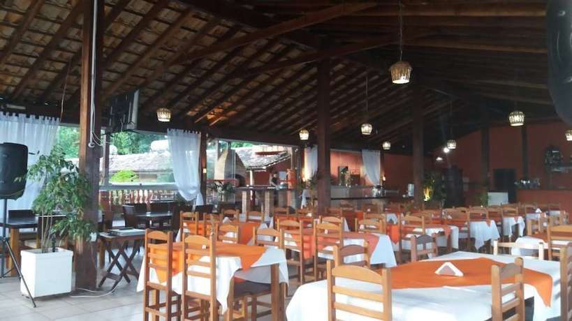 Imagen del bar/restaurante del Hotel Dellamares. Foto 5