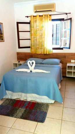 Imagen de la habitación del Hotel Dellamares. Foto 12