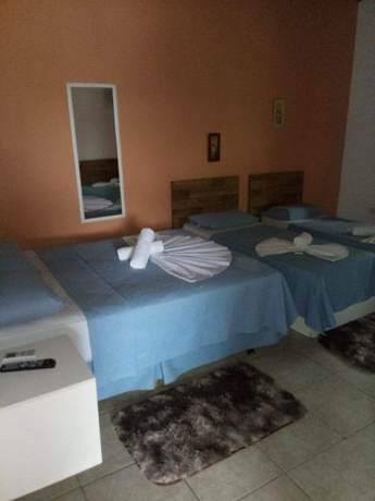 Imagen de la habitación del Hotel Dellamares. Foto 14