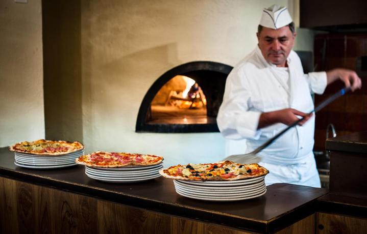 Imagen del bar/restaurante del Hotel Dell'angelo, Locarno. Foto 4