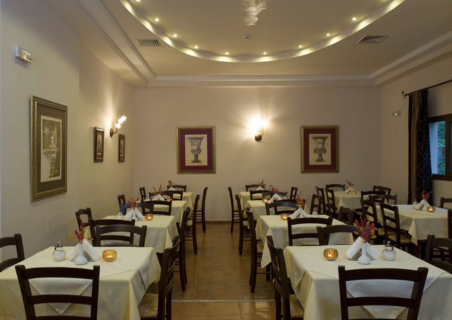 Imagen del bar/restaurante del Hotel Dellas Boutique. Foto 3