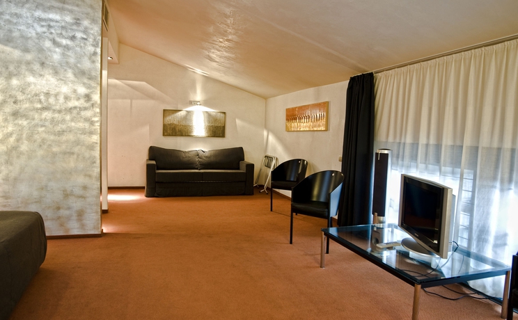 Imagen de los interiores del Hotel Delle Arti Design. Foto 6