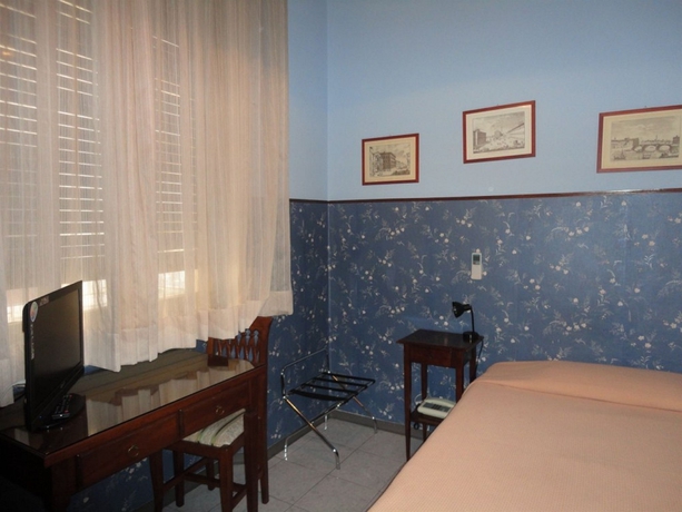 Imagen de la habitación del Hotel Delle Camelie. Foto 5