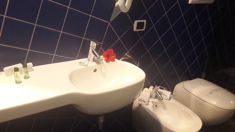 Imagen de la habitación del Hotel Delle Cave. Foto 10