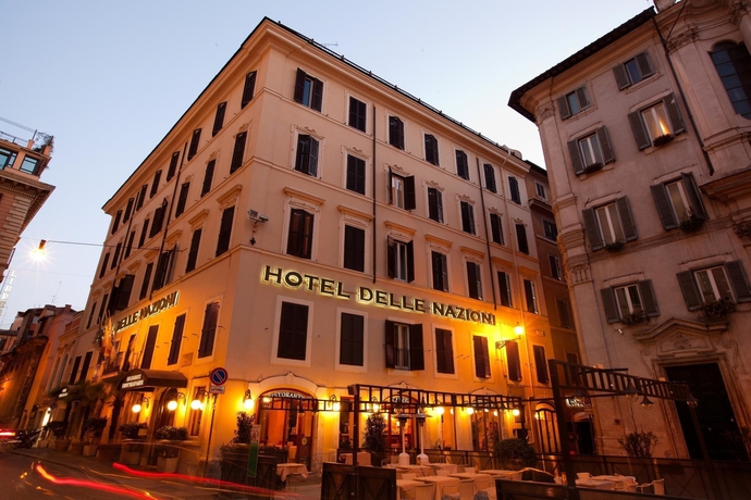 Imagen de los exteriores del Hotel Delle Nazioni, Trevi. Foto 10