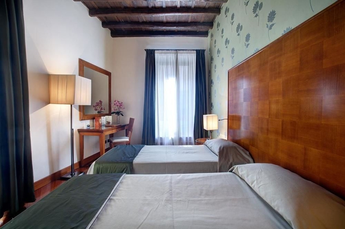 Imagen de la habitación del Hotel Delle Nazioni, Trevi. Foto 7