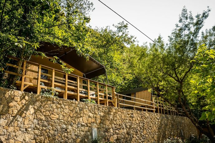 Imagen general del Hotel Delle Rose Camping Village. Foto 10