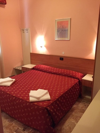 Imagen de la habitación del Hotel Delle Rose, Mestre. Foto 3