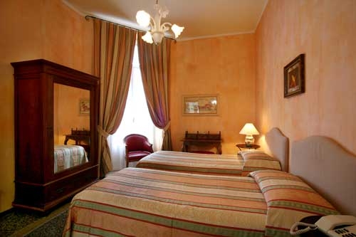 Imagen de la habitación del Hotel Delle Rose, Rapallo. Foto 2