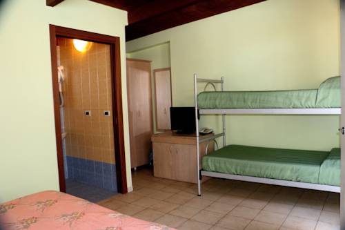 Imagen de la habitación del Hotel Delle Rose, San Bartolomeo al Mare. Foto 10