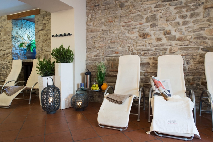 Imagen de la piscina del Hotel Delle Terme Santa Agnese. Foto 13