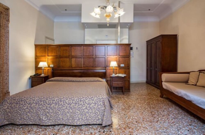 Imagen de la habitación del Hotel Dell'opera. Foto 6