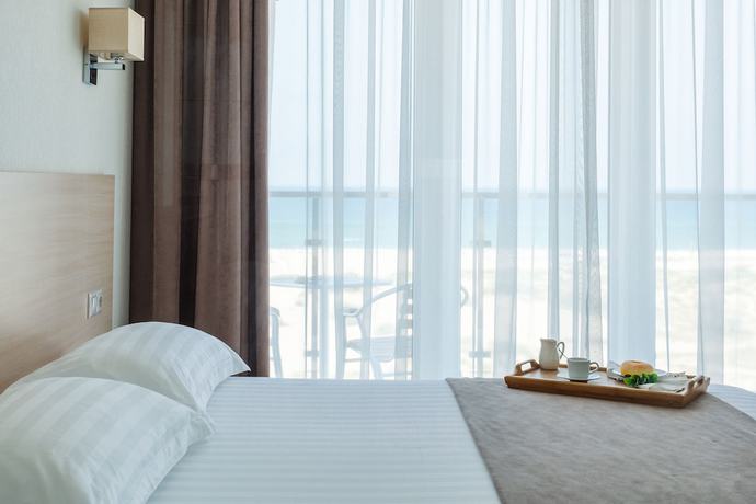 Imagen de la habitación del Hotel Delmarinn All Inclusive. Foto 3