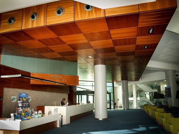 Imagen de los interiores del Hotel Deloix Aqua Center. Foto 7