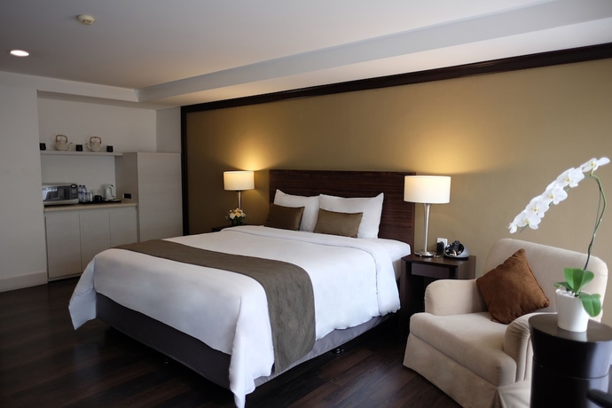 Imagen de la habitación del Hotel Delonix Karawang. Foto 6