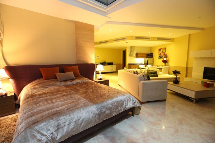 Imagen de la habitación del Hotel Delora and Suites. Foto 15