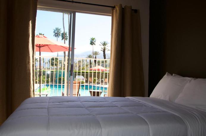 Imagen general del Hotel Delos Reyes Palm Springs. Foto 9