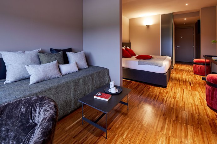 Imagen de la habitación del Hotel Delparco. Foto 10