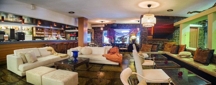 Imagen del bar/restaurante del Hotel Delphi Beach - All Inclusive. Foto 4