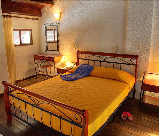 Imagen de la habitación del Hotel Delphi. Foto 4