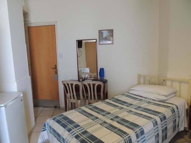 Imagen de la habitación del Hotel Delphi, NICOSIA. Foto 6