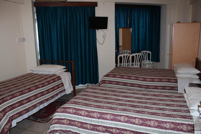 Imagen de la habitación del Hotel Delphi, NICOSIA. Foto 7