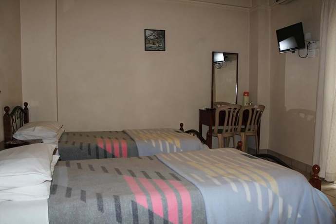 Imagen de la habitación del Hotel Delphi, NICOSIA. Foto 8